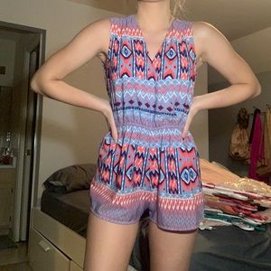 cute patterned romper!! kinda fancy and colorful💕